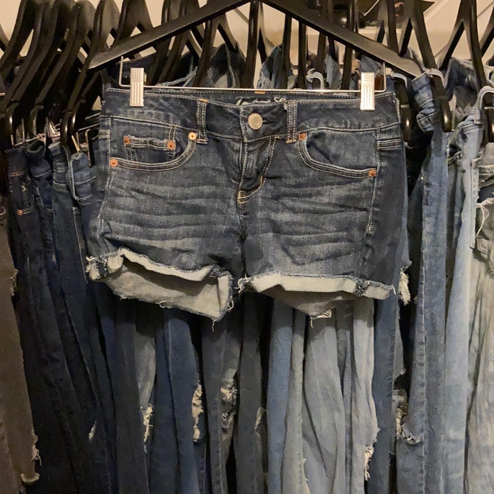 American eagle jean shorts size 4